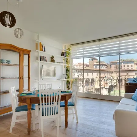 - Ponte Vecchio Balcony * Φλωρεντία