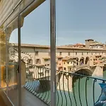 Appartement - Ponte Vecchio Balcony Florence